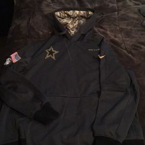 XL Salute to Service Dallas Cowboys hoodie